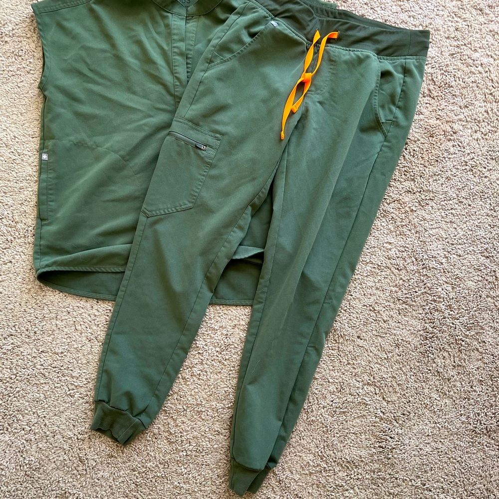 Figs Olive Green Zamora Joggers